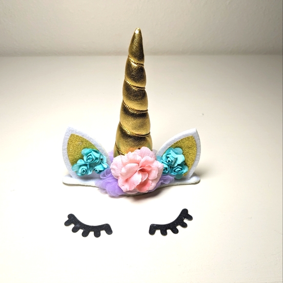 Gold Unicorn Horn Cake Topper - Picture 1 of 3